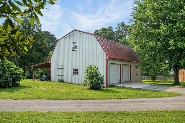 3667 Locke Bend Rd, Rock Island, TN 38581