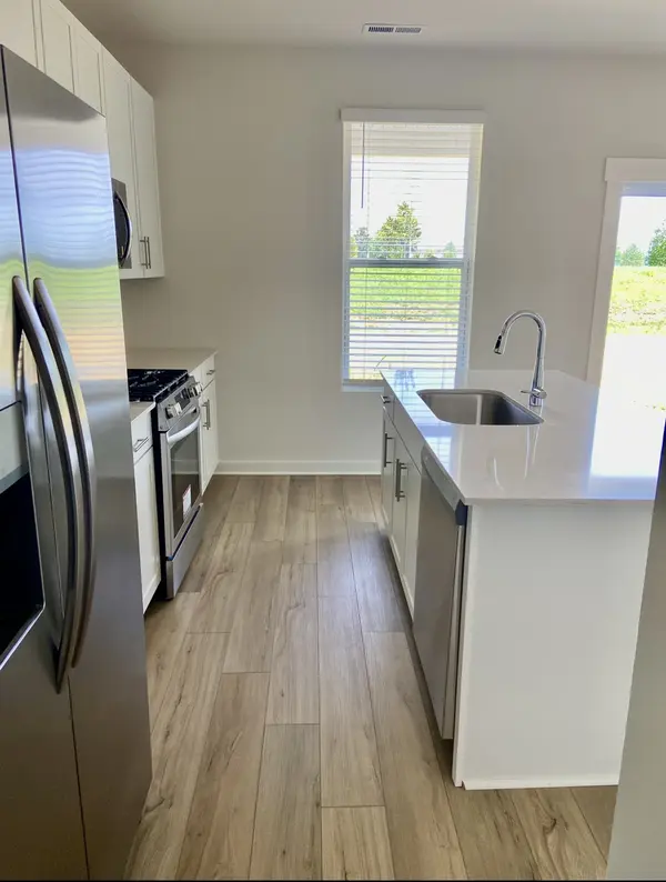 1057 Ewell Farm Cir, Spring Hill, TN 37174