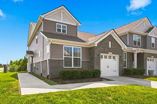 3 Torrey Pines Ln, Lebanon, TN 37087