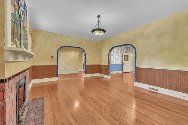 411 S 11th St, Clarksville, TN 37040