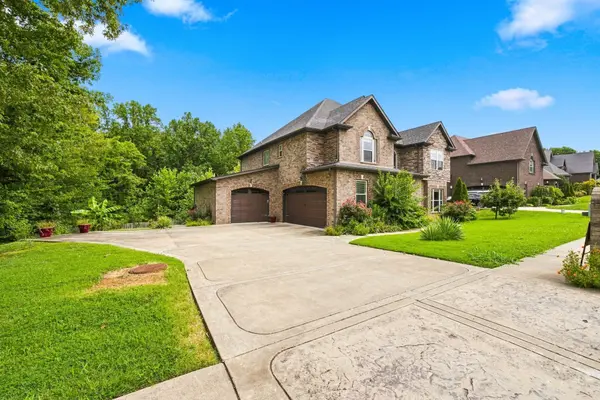 2551 Everwood Ct, Clarksville, TN 37043