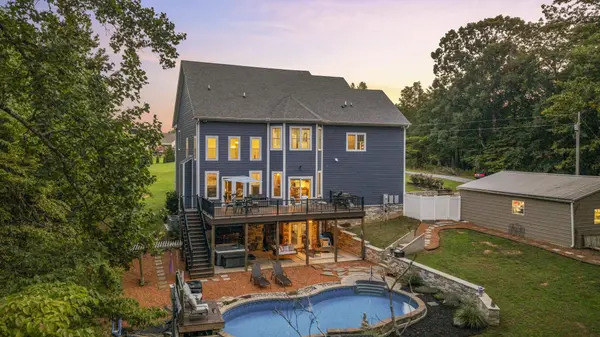 1174 Old Mount Vernon Rd, Bethpage, TN 37022