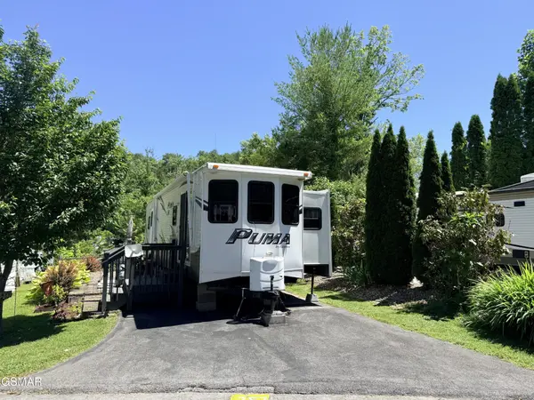 4229 E Parkway, Gatlinburg, TN 37738