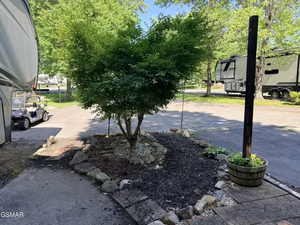 4229 E Parkway, Gatlinburg, TN 37738