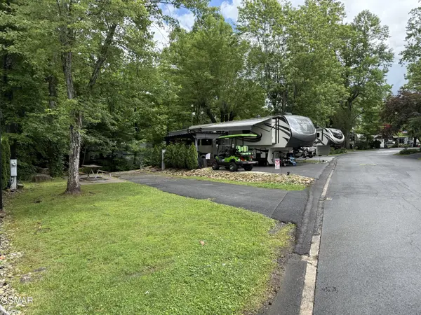 4229 E Parkway, Gatlinburg, TN 37738