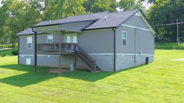 258 Plunkett Creek Rd, Gordonsville, TN 38563
