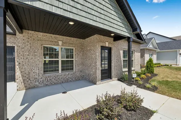 645 Woodrush Dr, Clarksville, TN 37040