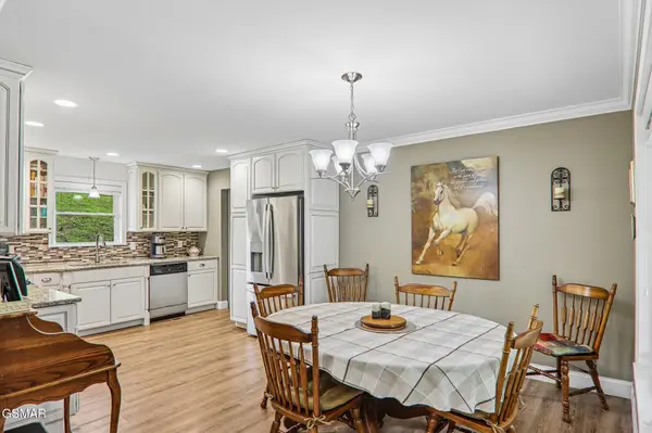 4311 Grindstone Ridge Road, Pigeon Forge, TN 37863