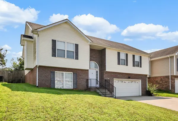 2657 Arthurs Ct, Clarksville, TN 37040