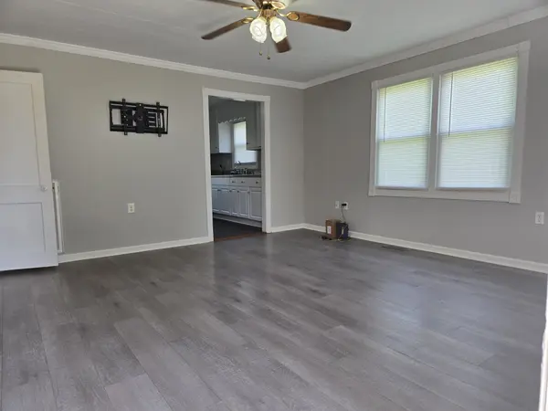 102 Morningside Dr, Elkton, KY 42220
