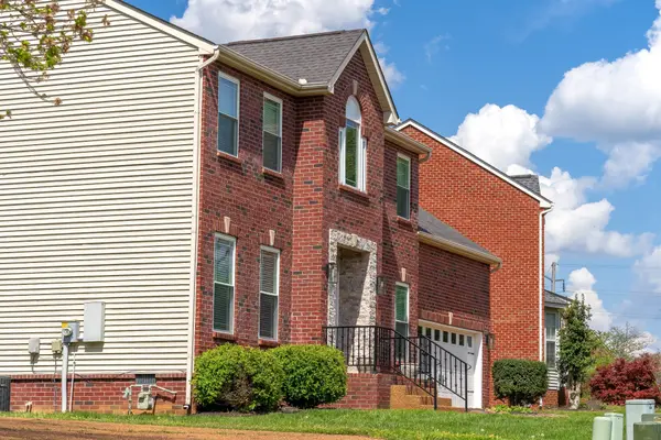 138 Grove Ln #S, Hendersonville, TN 37075