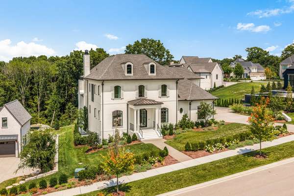 8073 Heirloom Blvd, College Grove, TN 37046