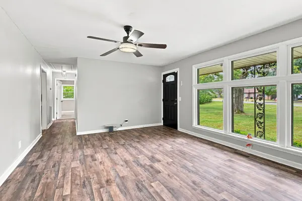 1302 Ellington Dr, Lafayette, TN 37083