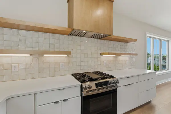 15 N Hill St #A, Nashville, TN 37210