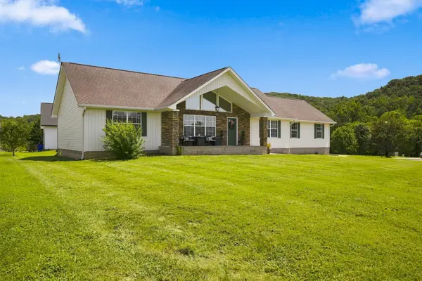 410 Thoroughbred Dr #NW, Cleveland, TN 37312
