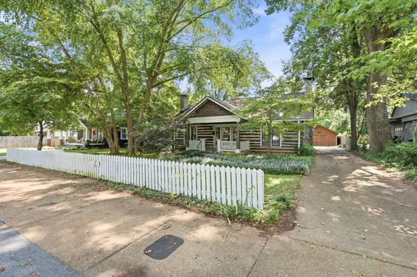 808 E Burton St #E, Murfreesboro, TN 37130