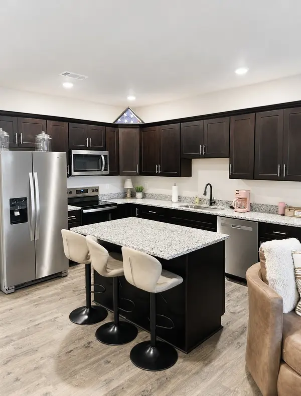 70 Five Oak Ln, Hartsville, TN 37074