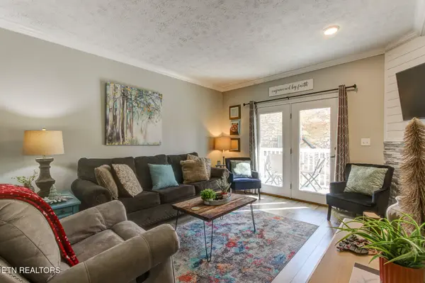 820 Golf View Blvd #UNIT 2103, Pigeon Forge, TN 37863