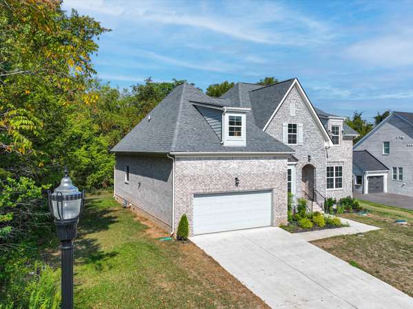 631 Silva Ln, Nolensville, TN 37135