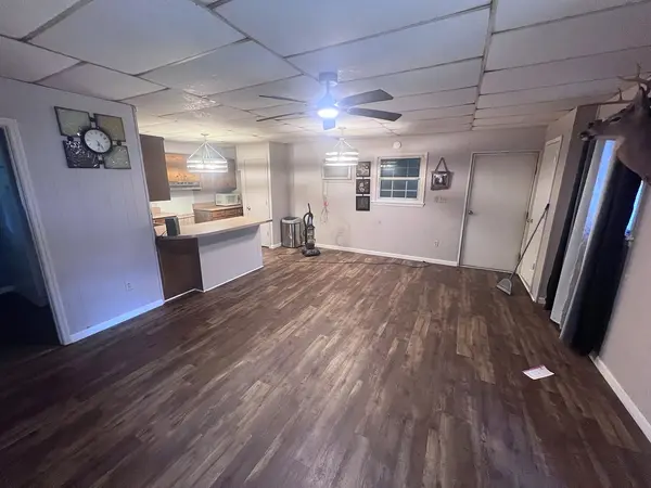 170 Blue Bird Ln, Linden, TN 37096