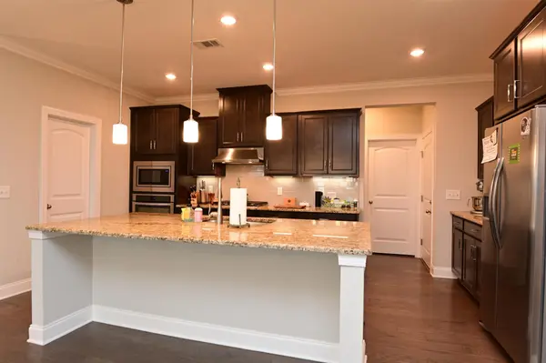 1028 Fenner Ln, Gallatin, TN 37066