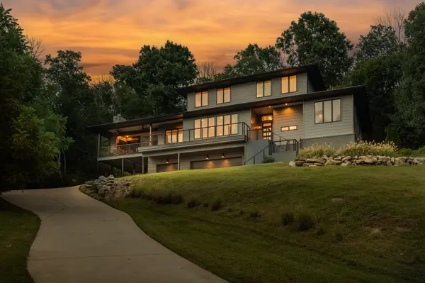 6045 Woodland Hills Dr, Nashville, TN 37211