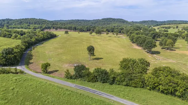 2 Arbor Hill Rd, Petersburg, TN 37144