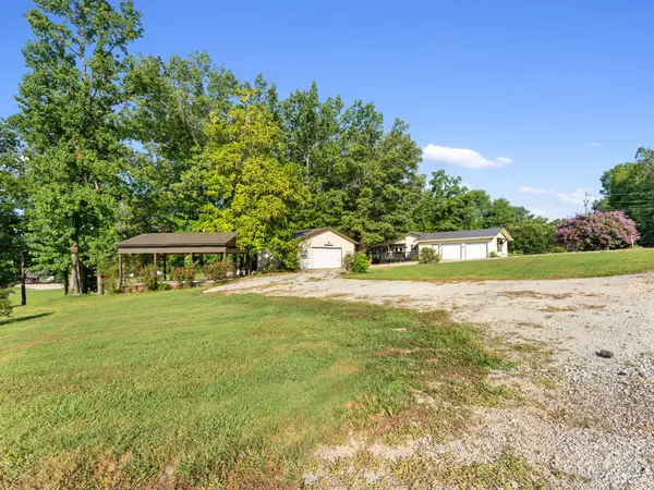 184 Beechview Dr, Clifton, TN 38425