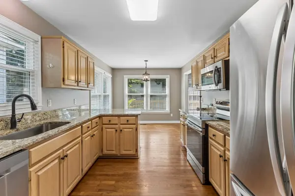 5301 Mast Pt, Hermitage, TN 37076
