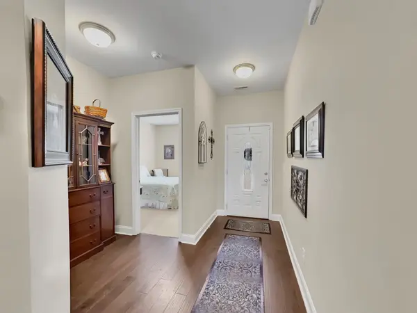 1397 Whispering Oaks Dr, Lebanon, TN 37090