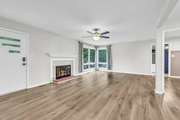 301 Main St, Cumberland City, TN 37050
