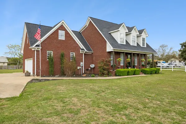 6012 Worthington Rd, Columbia, TN 38401