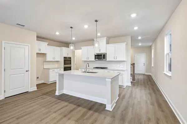 233 Jasmine Way, La Vergne, TN 37086