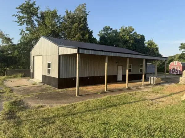 2016 Ridgecrest Cir, Dickson, TN 37055