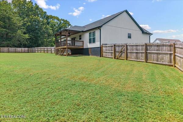 110 Waterstone Court, Benton, TN 37307