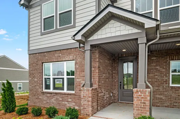 1933 Hildebrand Lane, Columbia, TN 38401