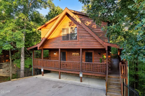 3516 Sand Ridge Way, Pigeon Forge, TN 37863