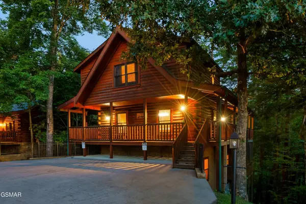 3516 Sand Ridge Way, Pigeon Forge, TN 37863