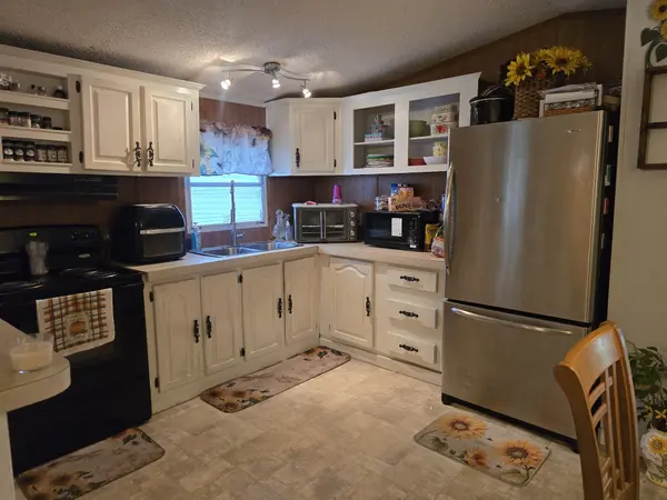 526 Forkners Chapel Rd, Sweetwater, TN 37874