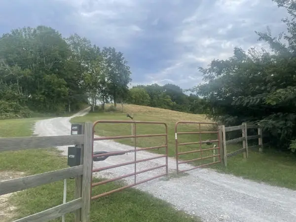 1345 Webb Rd, Lewisburg, TN 37091