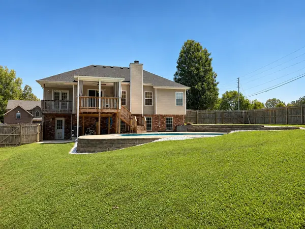1382 Mountain Way, Clarksville, TN 37043