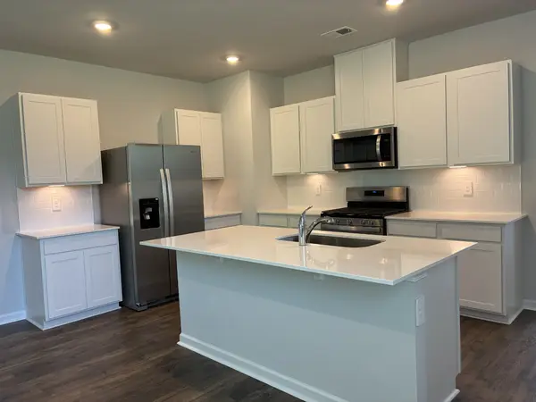 2480 Quinn Drive, White House, TN 37188