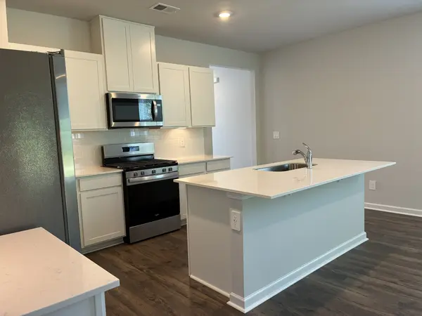2480 Quinn Drive, White House, TN 37188