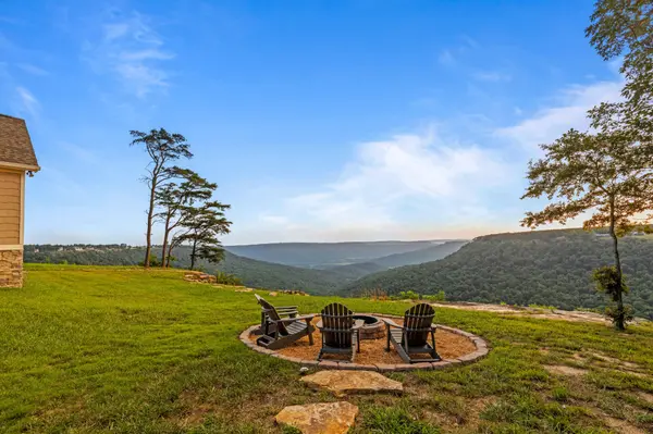 3745 Raulston Falls Road, Jasper, TN 37347
