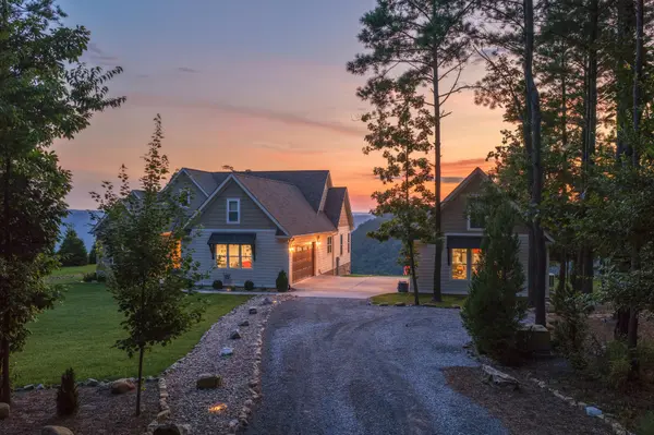 3745 Raulston Falls Road, Jasper, TN 37347