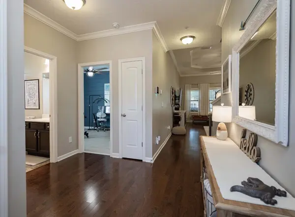 813 Silverhill Dr, Murfreesboro, TN 37129