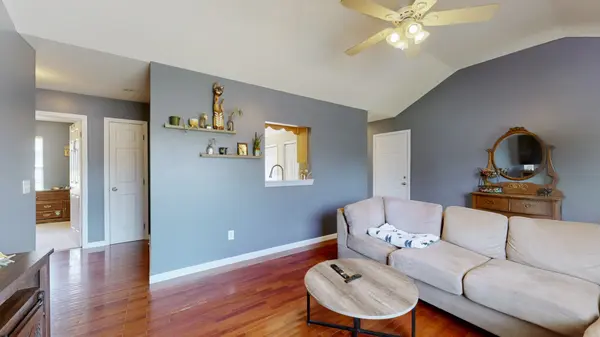507 Corlew Cir, White Bluff, TN 37187