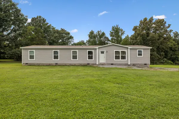 4079 Red Boiling Springs Rd, Lafayette, TN 37083