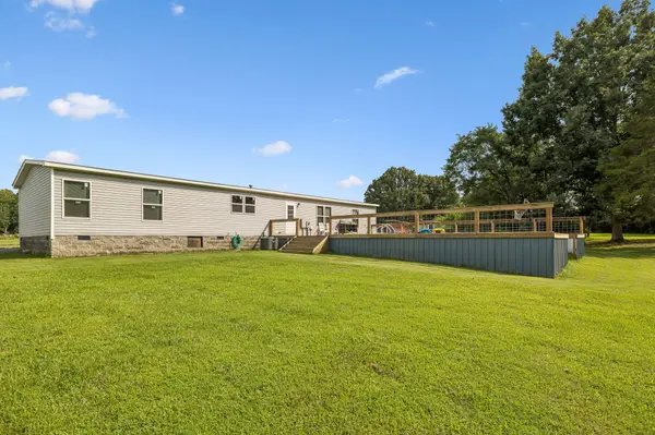 4079 Red Boiling Springs Rd, Lafayette, TN 37083