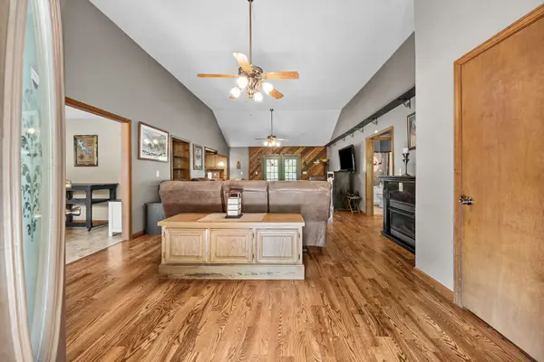 342 Iron Workers Rd, Clarksville, TN 37043